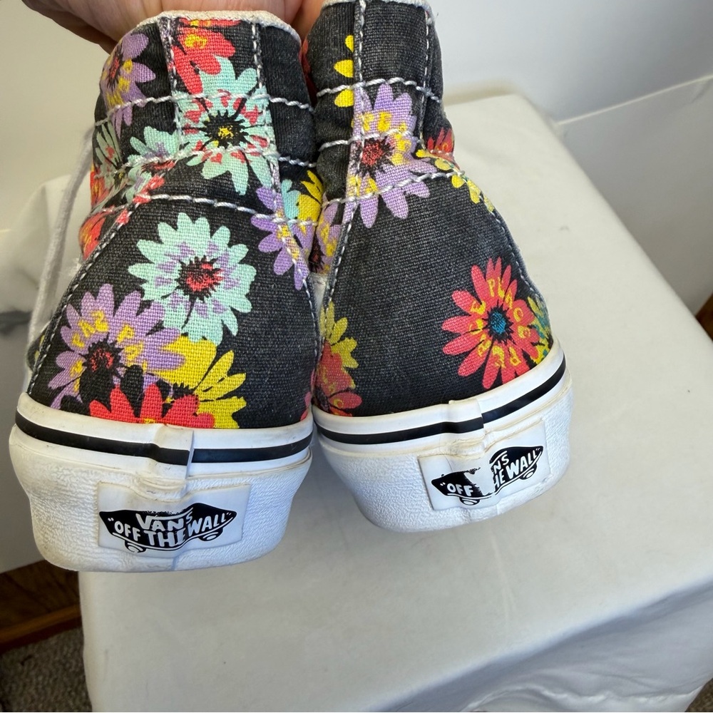 Vans Floral Hightops size 5.5 - Picture 5 of 7